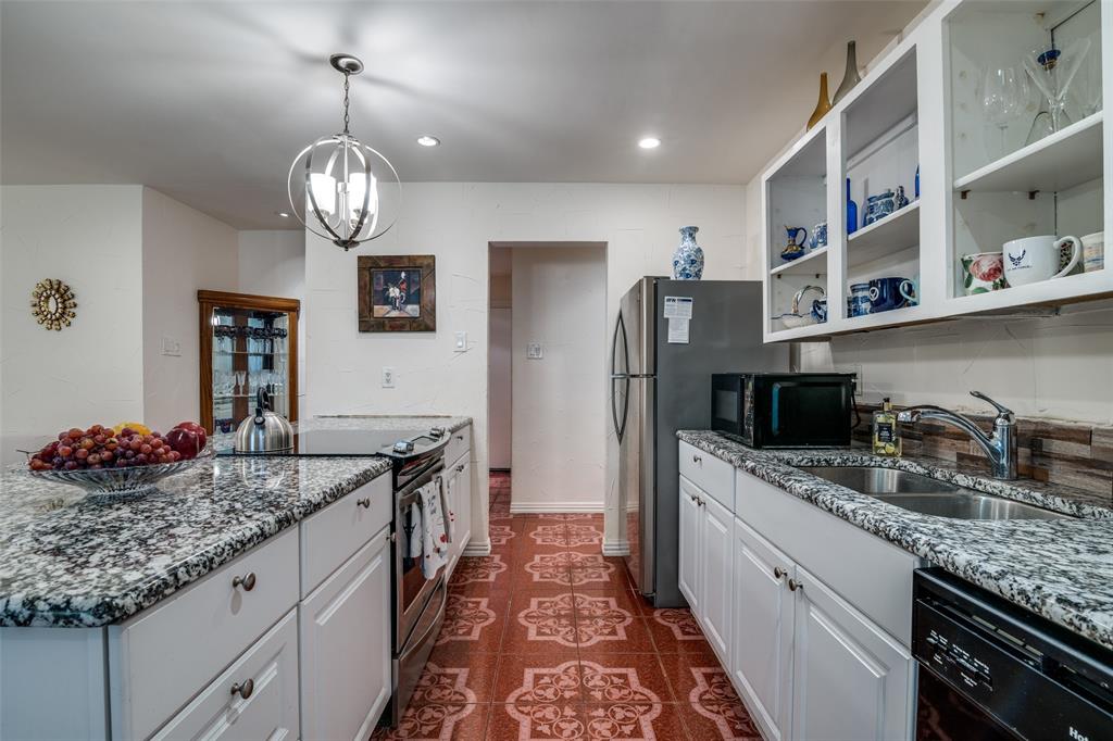 Colony 8 - Residential