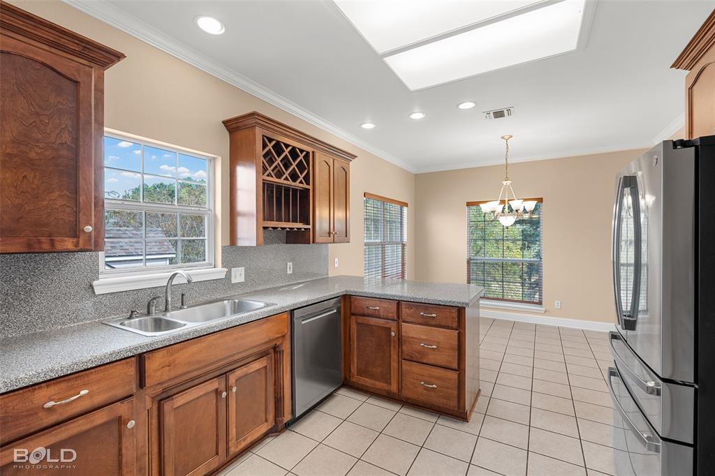 Shreveport, Louisiana 71119, United States, 3 Bedrooms Bedrooms, ,3 BathroomsBathrooms,Residential,Active,252146