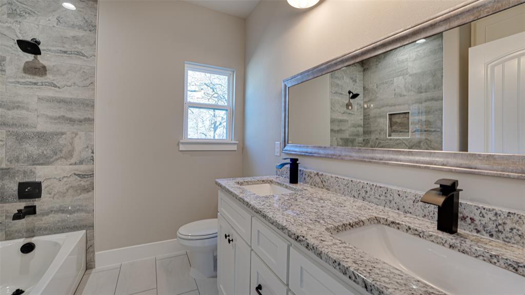 A0597 LATHAM MARY, TRACT 11-9A, ACRES .928 - Residential