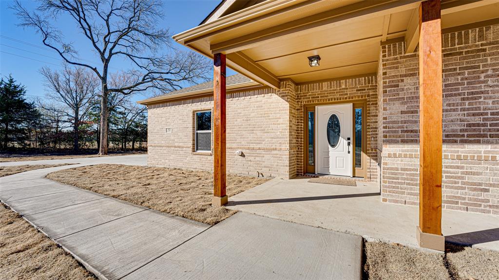 A0597 LATHAM MARY, TRACT 11-9A, ACRES .928 - Residential