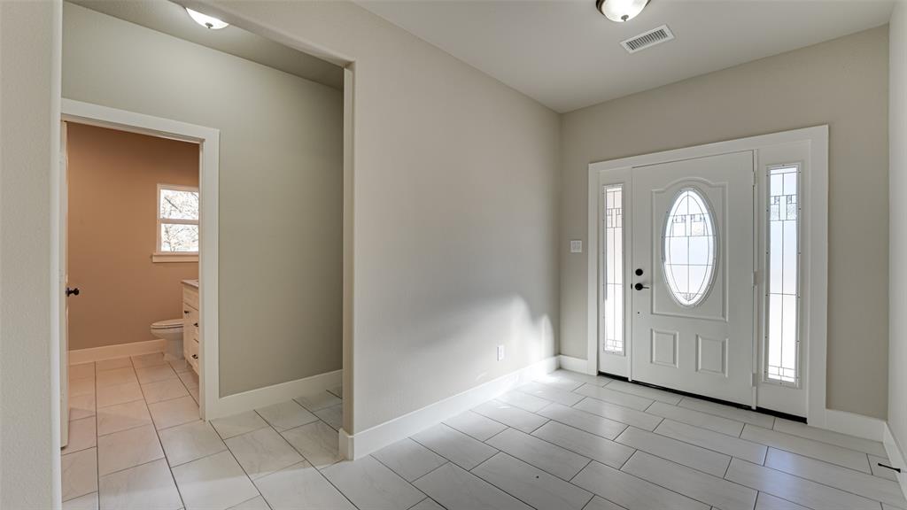 A0597 LATHAM MARY, TRACT 11-9A, ACRES .928 - Residential