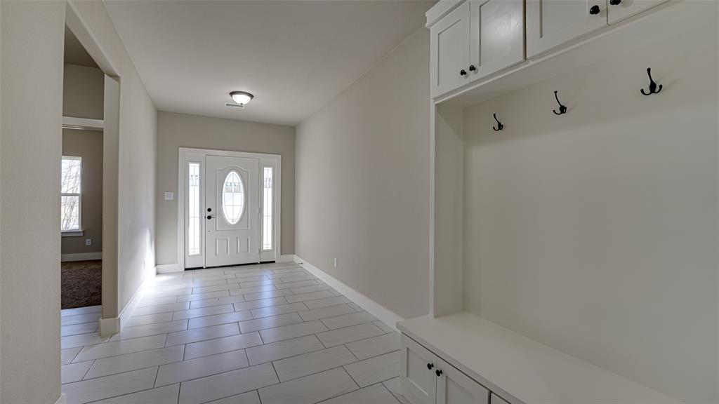 A0597 LATHAM MARY, TRACT 11-9A, ACRES .928 - Residential