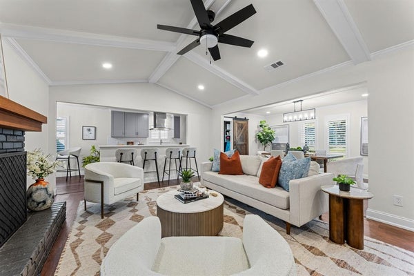 3946 CANDLENUT LN, DALLAS, TX 75244 - Image 95e9ec202ef10eb992fca7e6070abe7d/2478465982