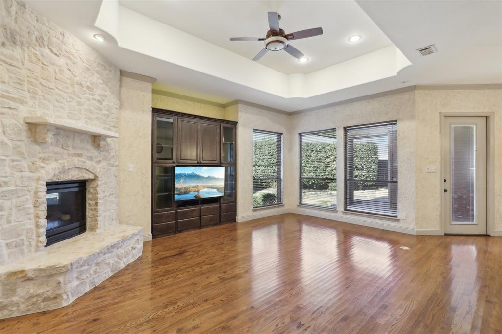 8437 La Fontaine Drive