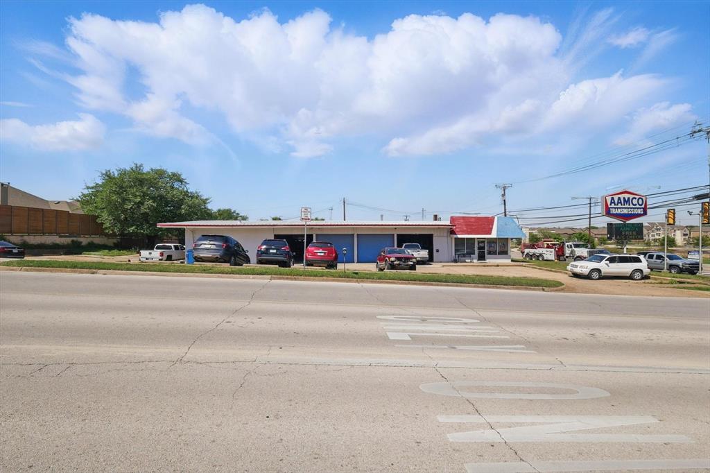 318 S Industrial Boulevard
