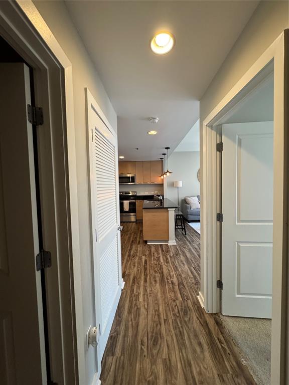 Metropolitan 1200 Main St Condo - Residential