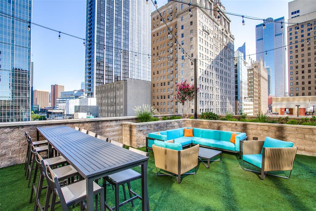 Metropolitan 1200 Main St Condo - Residential