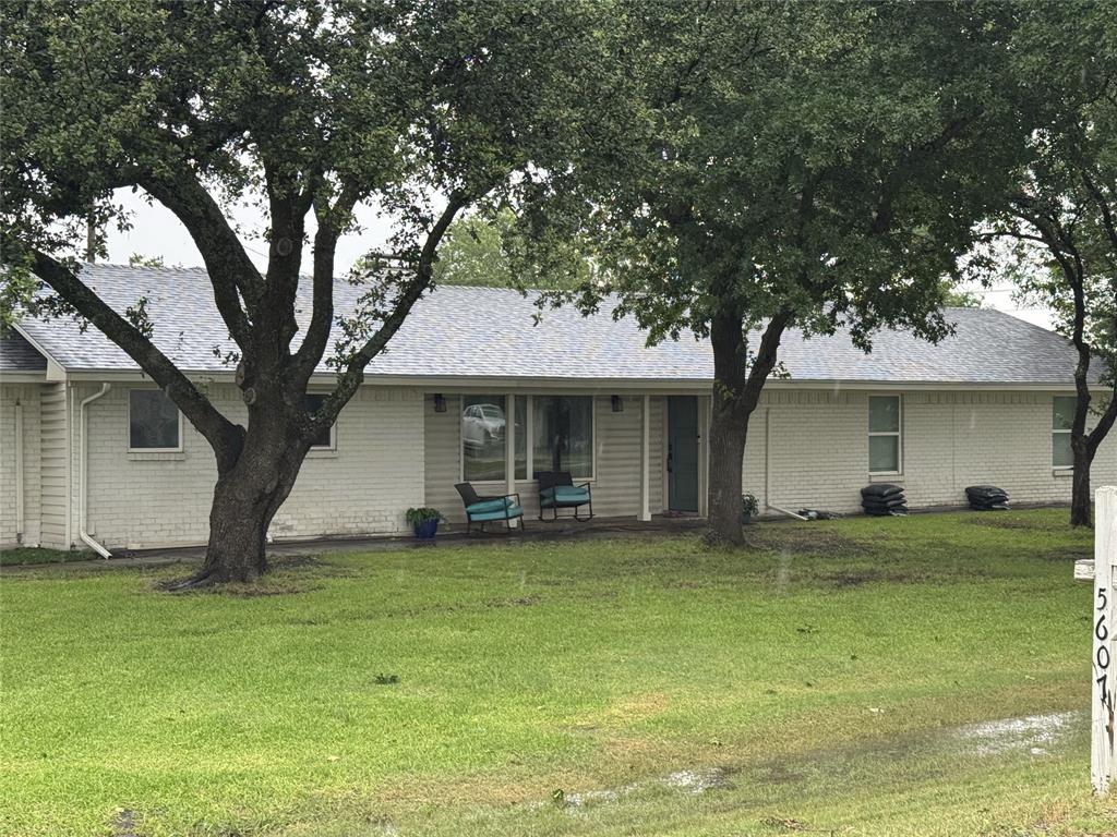 5607 Kara Lane