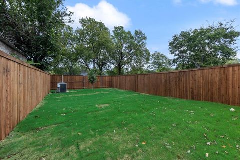 Tiny photo for 219 W Yarmouth Street, Dallas, TX 75208 (MLS # 21101057)