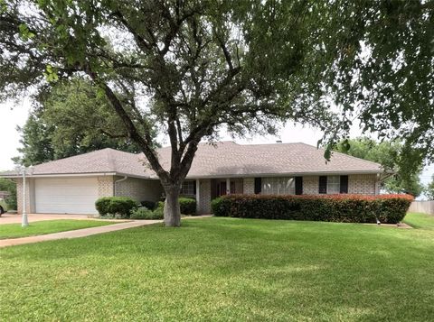 105 Marschall Drive Llano TX 78643