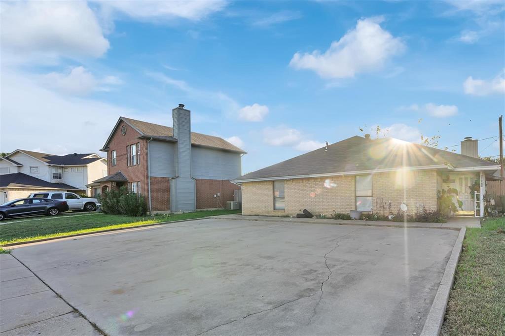 Crest The - Residential