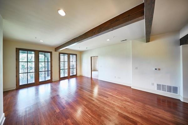 2510 N Henderson 21