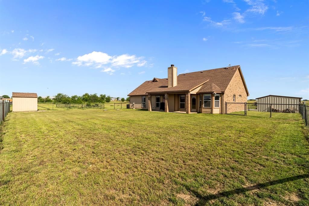 Photo of 115 Blue Castle Court, Weatherford, TX 76088 (MLS # 21268301)