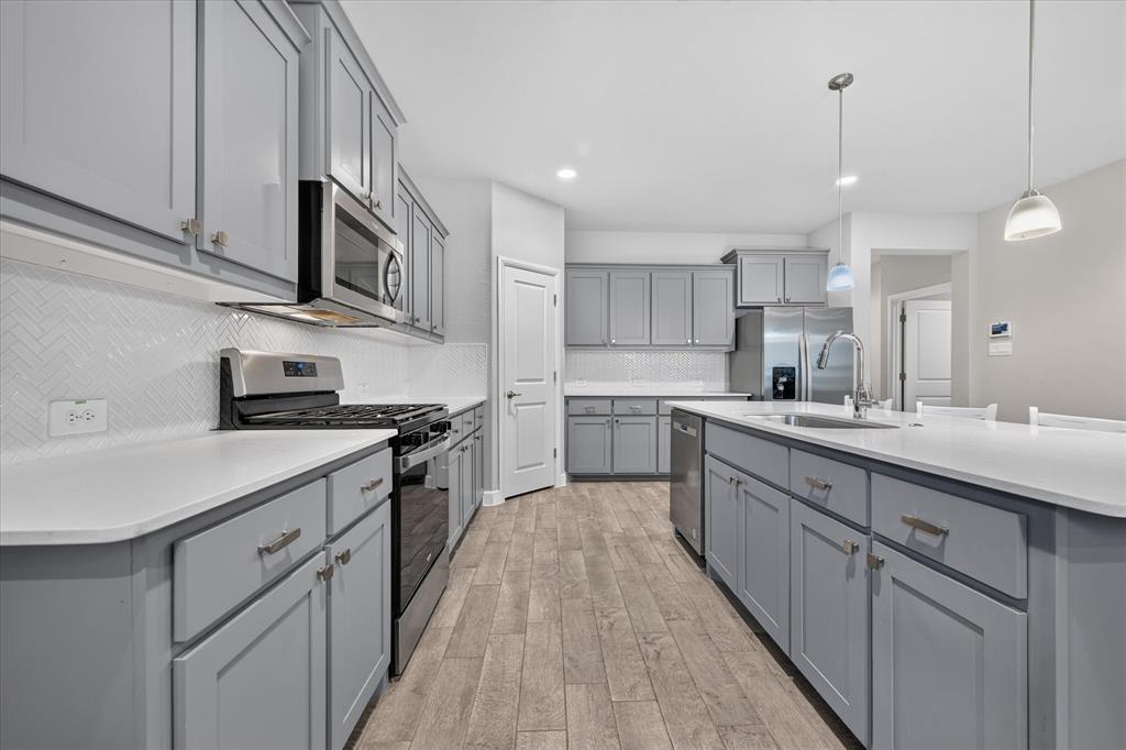 2325 Sun Star Drive