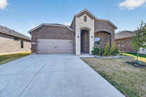 Photo of 2325 Sun Star Drive, Haslet, TX 76052 (MLS # 21373122)
