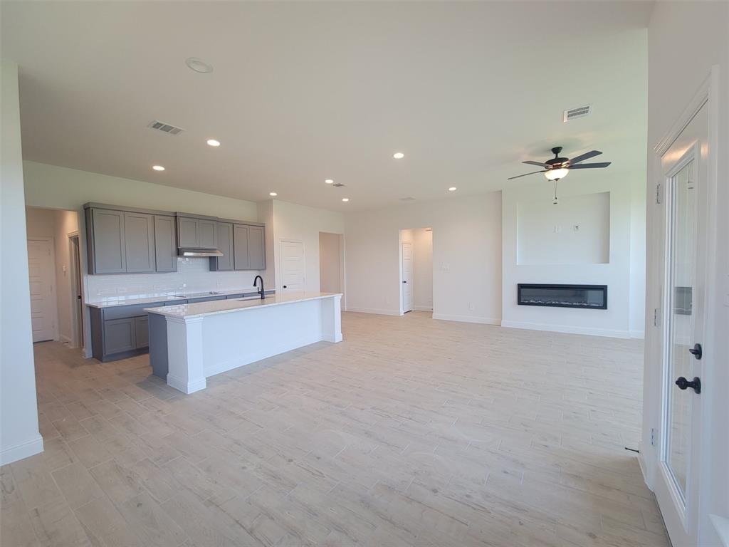 3052 Rembrandt Drive