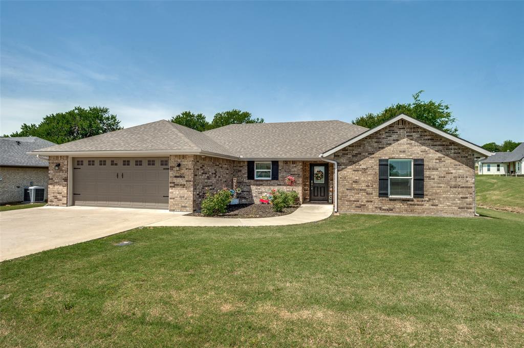 211 Hilltop Circle