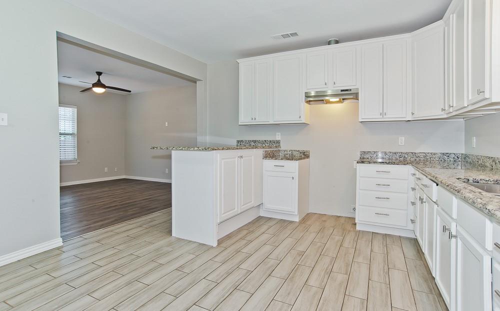 ERVAY TERRACE - Residential Lease