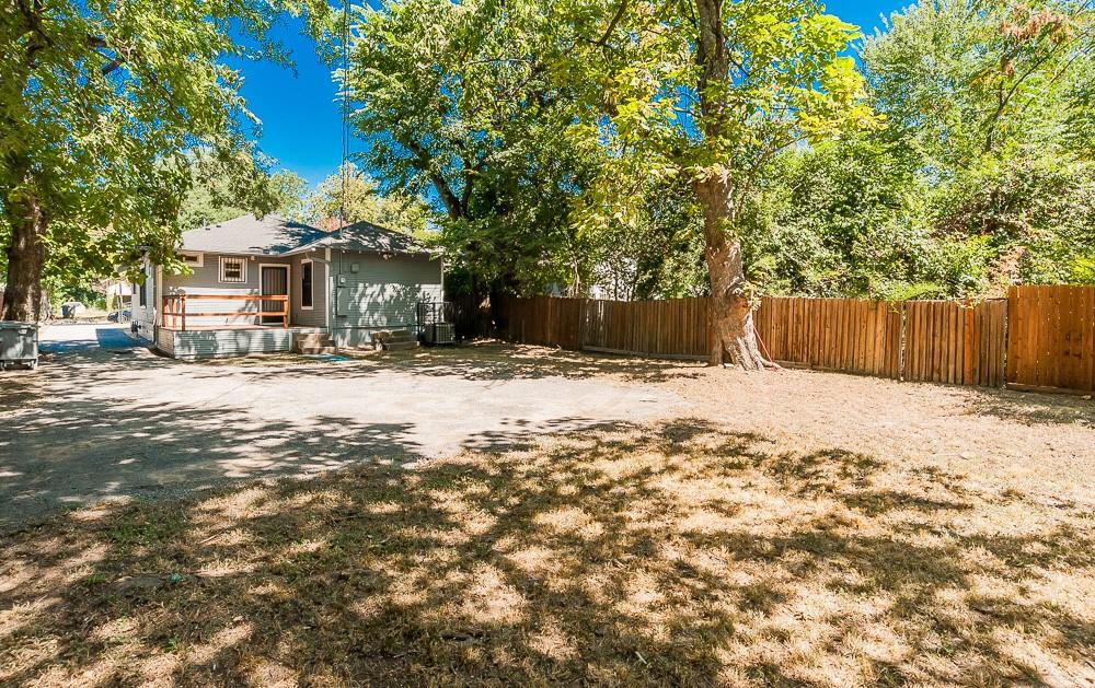 ERVAY TERRACE - Residential Lease