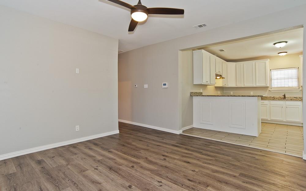 ERVAY TERRACE - Residential Lease