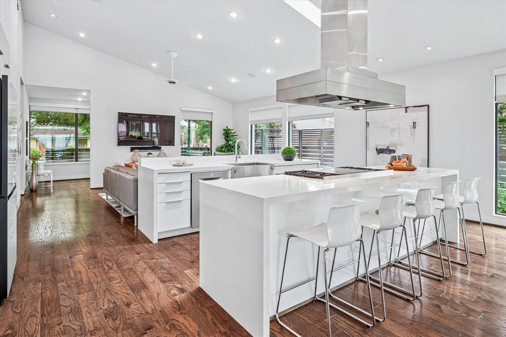 6135 Marquita Avenue