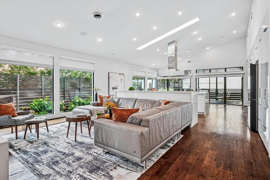 6135 Marquita Avenue