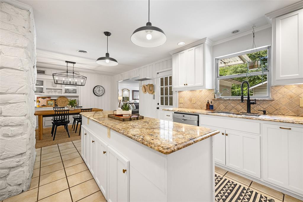 Lake Gardens Rev - Residential