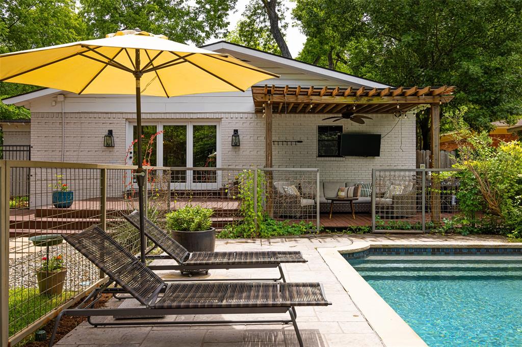 Lake Gardens Rev - Residential