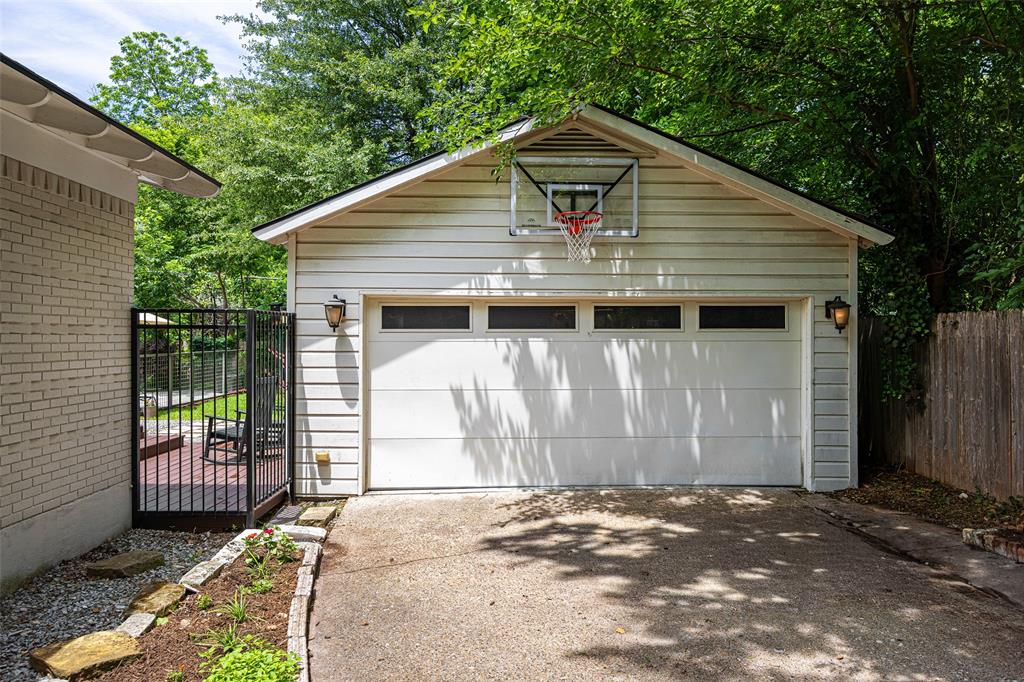 Lake Gardens Rev - Residential
