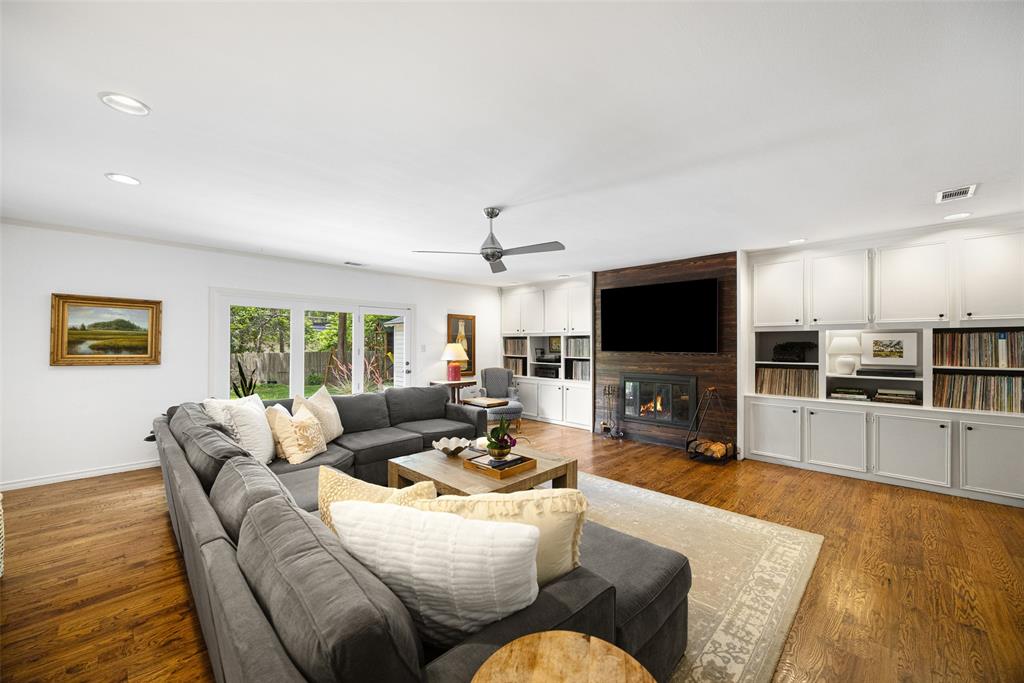Lake Gardens Rev - Residential