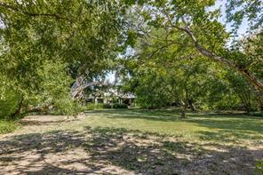 1226 E Campbell Road