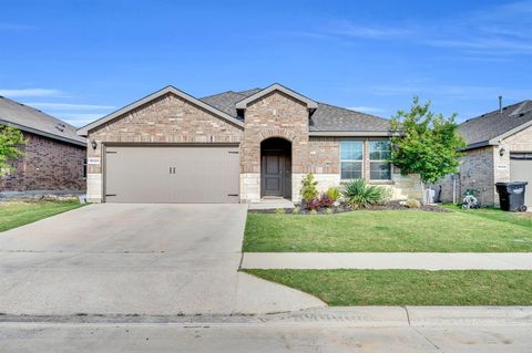 10324 Fort Elliott Trail Crowley TX 76036