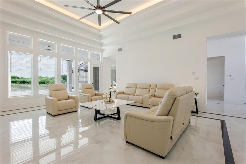 Castillo Add - Residential