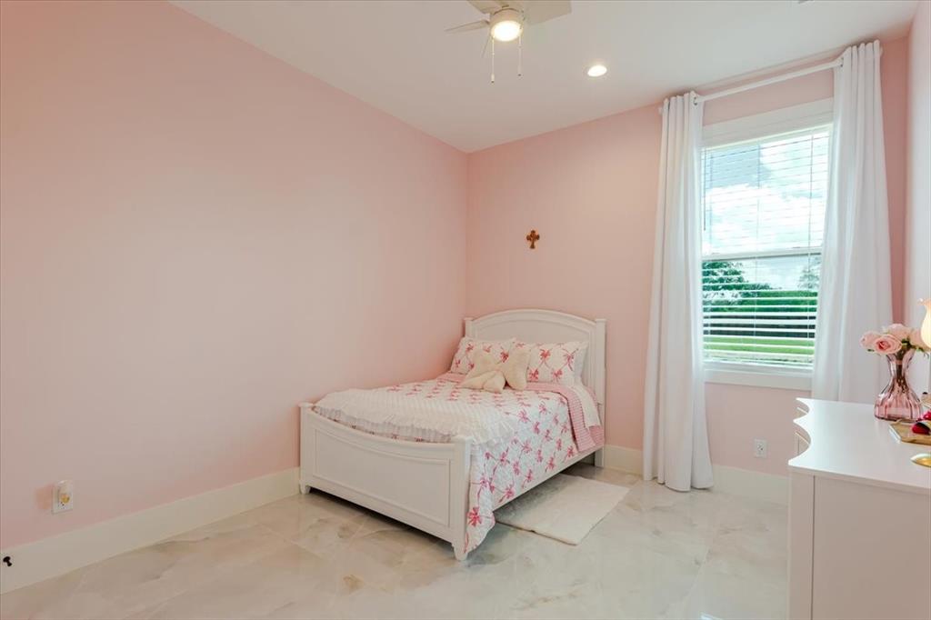 Castillo Add - Residential