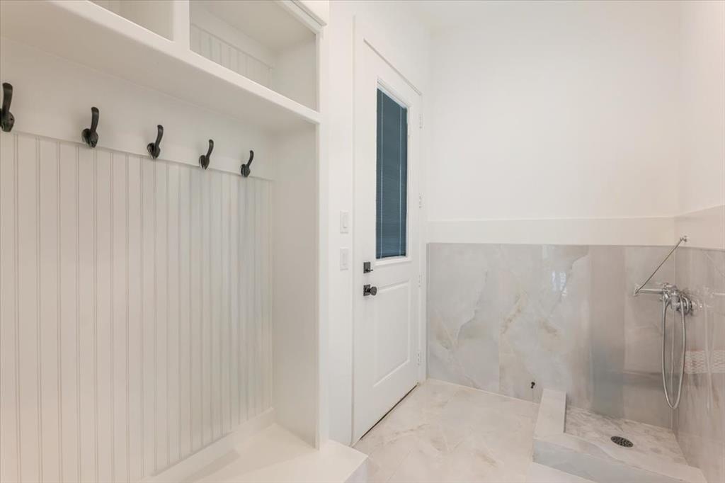 Castillo Add - Residential