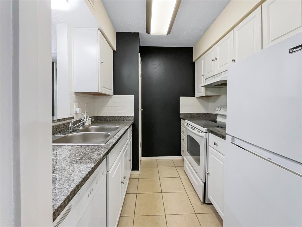 4851 Cedar Springs Road 281