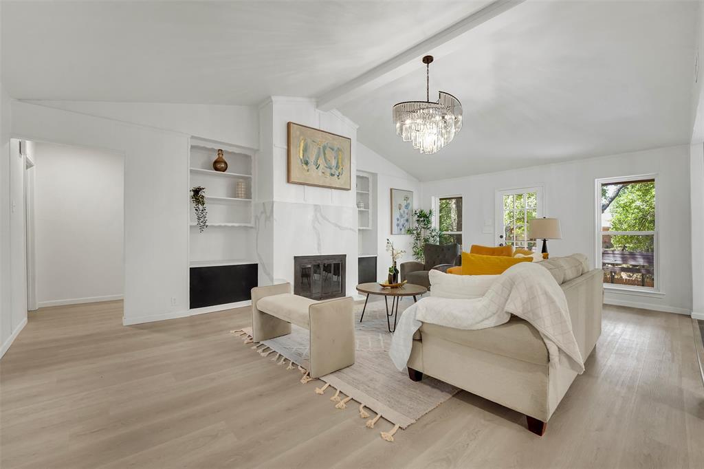 1820 Burr Oak Street