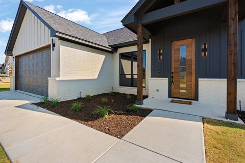 A home in Granbury