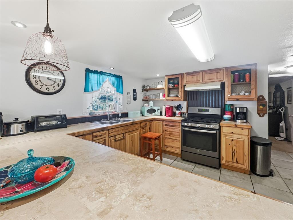 Ward Tw - Residential