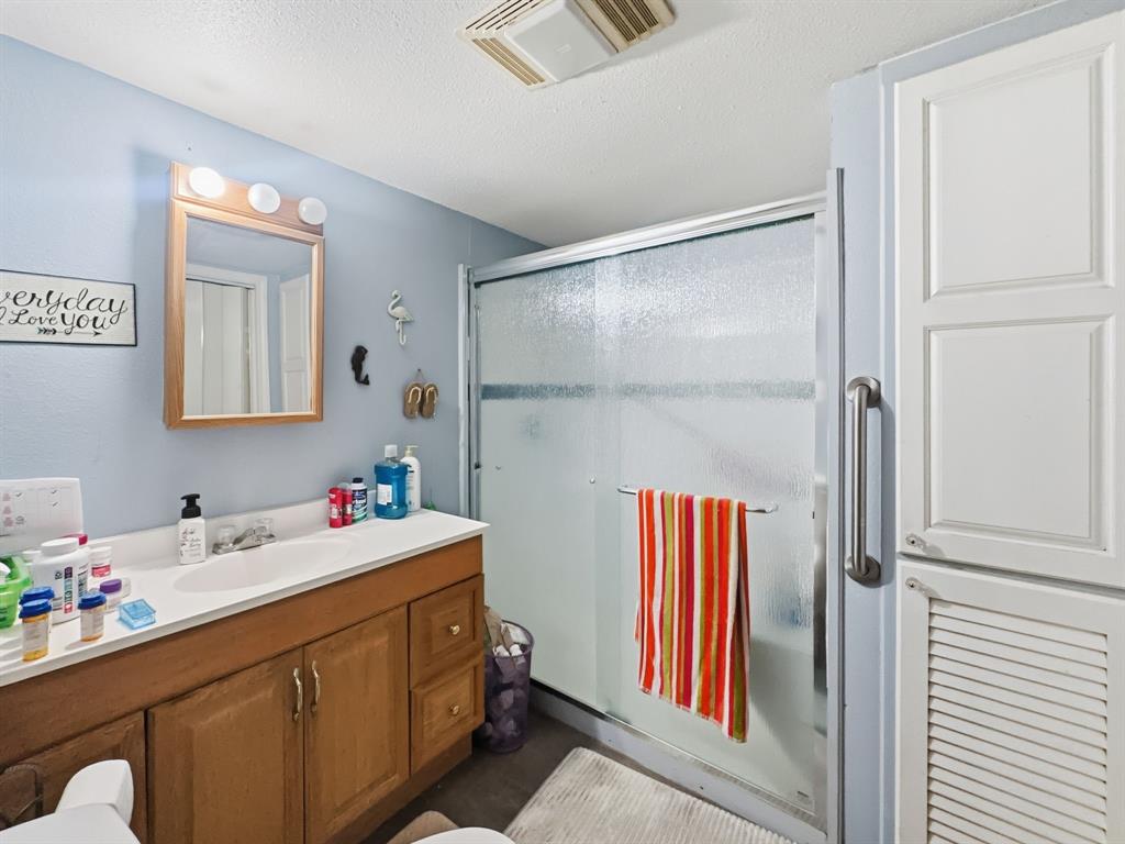 Ward Tw - Residential