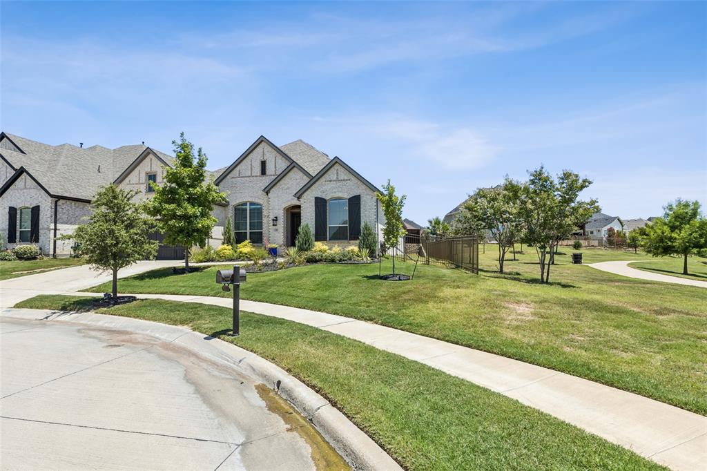 9200 White Birch Trail