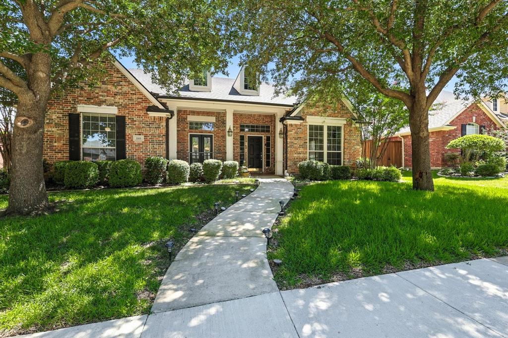 1105 Lamplight Way
