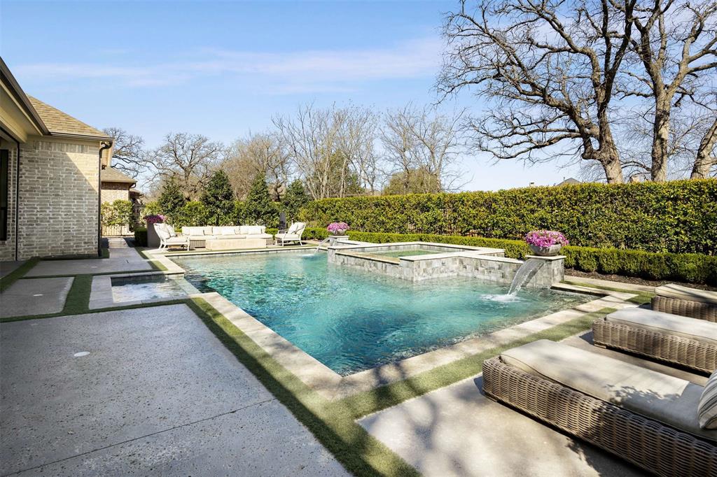 Villas at Hidden Knoll - Residential