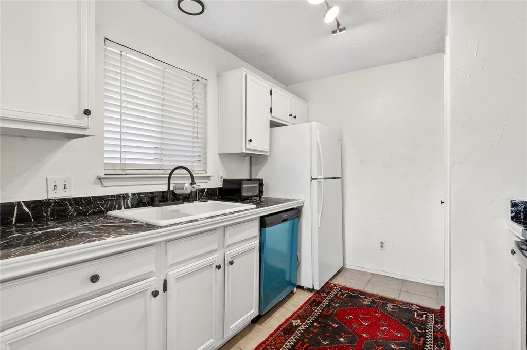 Casa Blanca Condo - Residential