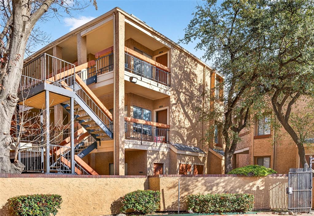 Casa Blanca Condo - Residential