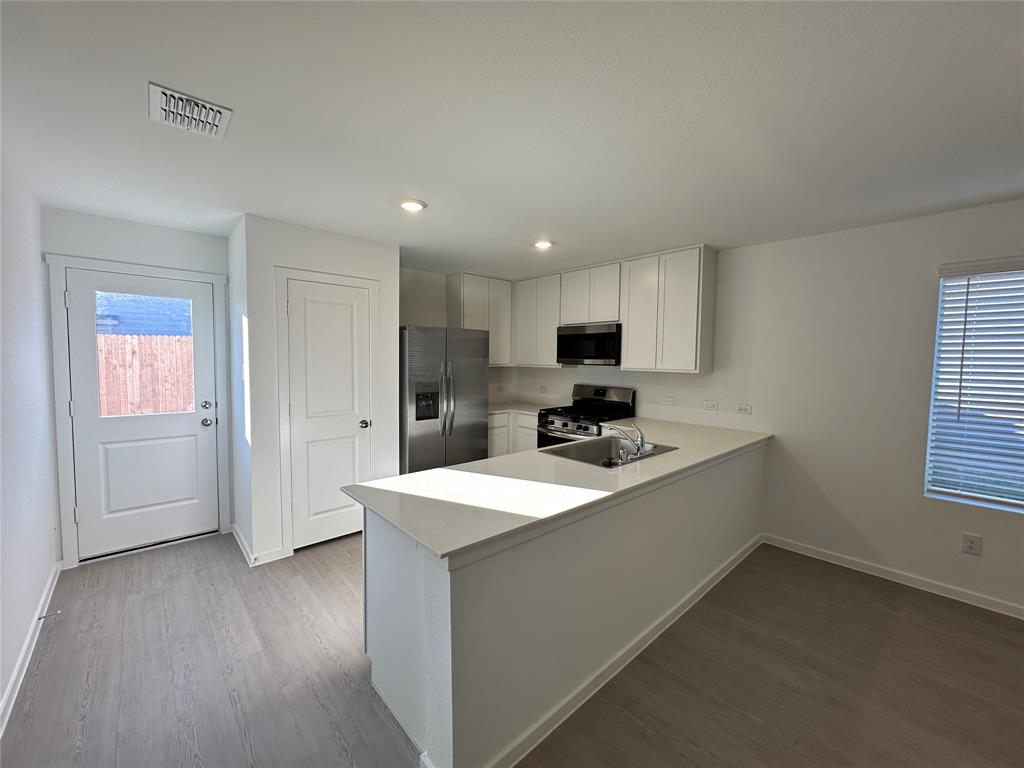 Luella Xing Ph 1 - Residential Lease