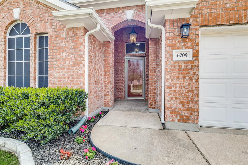 6709 Chalk River Drive