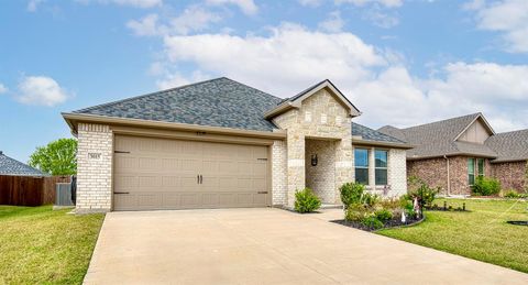 Tiny photo for 3015 Cliffview Drive, Sanger, TX 76266 (MLS # 21095183)