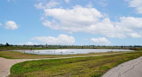 Tiny photo for 3015 Cliffview Drive, Sanger, TX 76266 (MLS # 21095183)