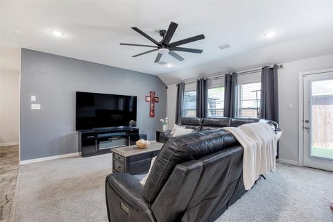 Tiny photo for 3015 Cliffview Drive, Sanger, TX 76266 (MLS # 21095183)